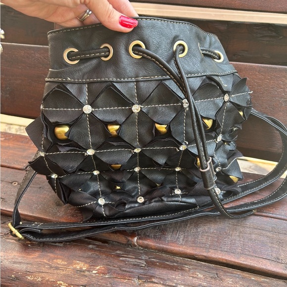 Modern Black, silver and Gold Geometric Bucket Bag❤️Gorgeous - Picture 6 of 7
